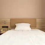 Hotel Jaegerkrug 3*