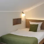Hotel Jaegerkrug 3*