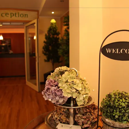 Otel Jaegerkrug Paderborn