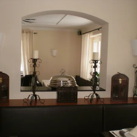Jaegerkrug Otel 3*