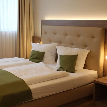Otel Jaegerkrug Paderborn