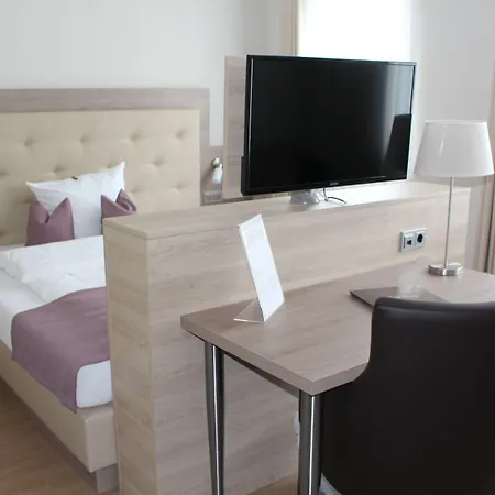 Jaegerkrug Otel 3*