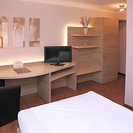 Hotel Jaegerkrug 3*