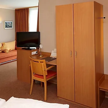 Jaegerkrug Hotel 3*