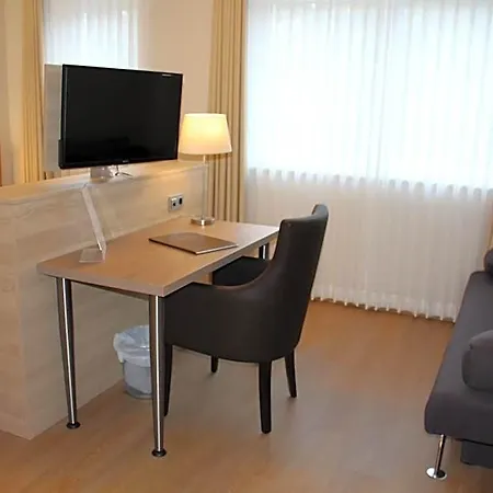 Hotel Jaegerkrug 3*