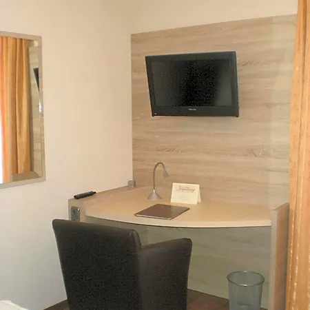 Hotel Jaegerkrug 3*