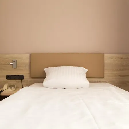 Otel Jaegerkrug 3*