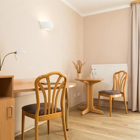 Jaegerkrug 3* Πάντερμπορν