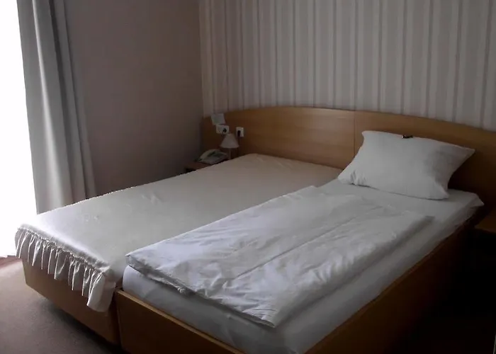 兰德豪斯贾格尔克鲁格酒店 3*